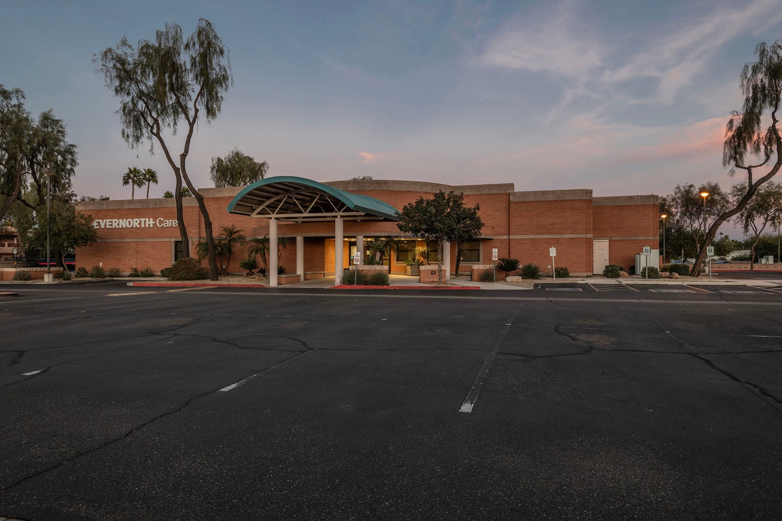 Chandler_1717 W Chandler Blvd_3593-1