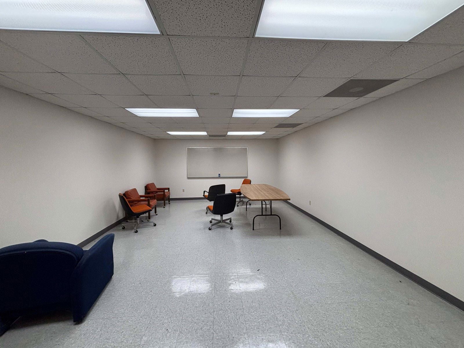 Interior 4