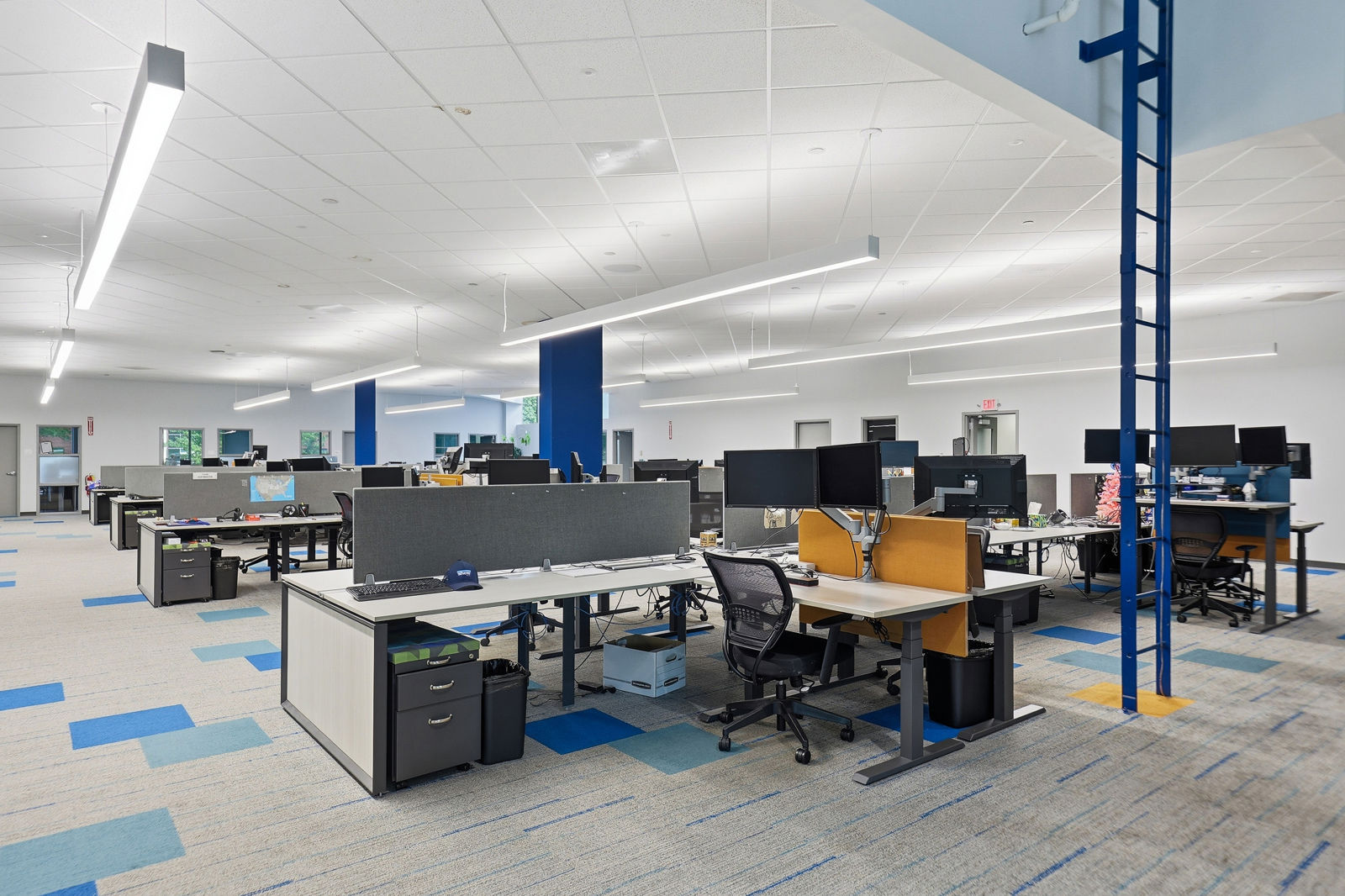 635TradeCenterBlvd-36