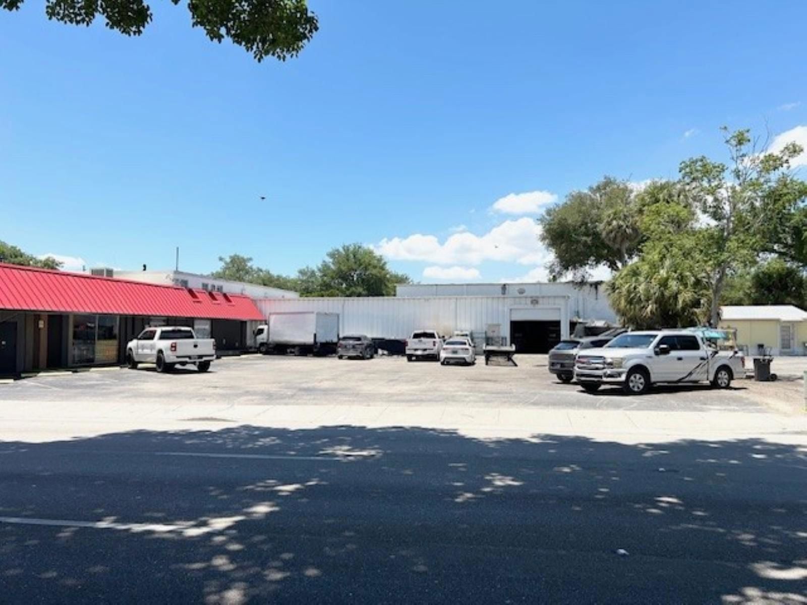 Exterior Showing warehouse