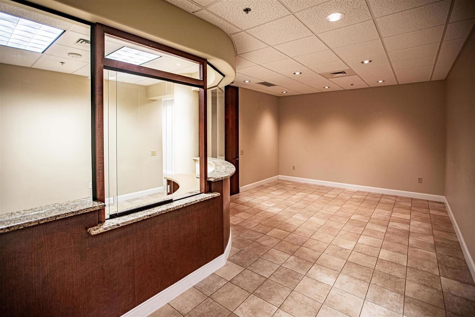 21 Spurs Lane - Image 6