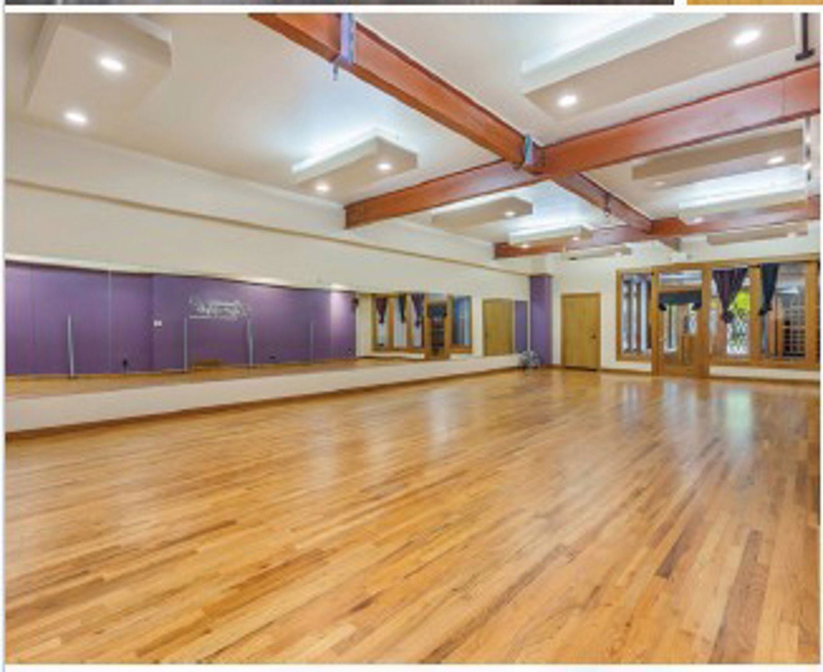 Interior 4