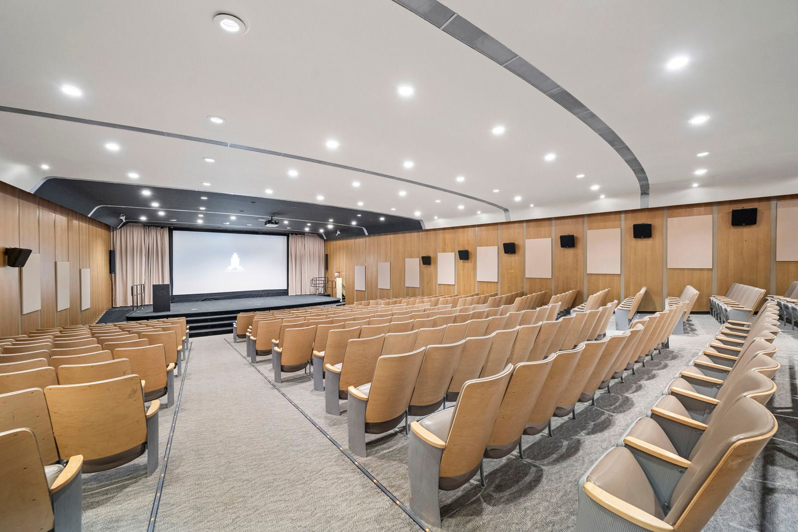 Theater (3)
