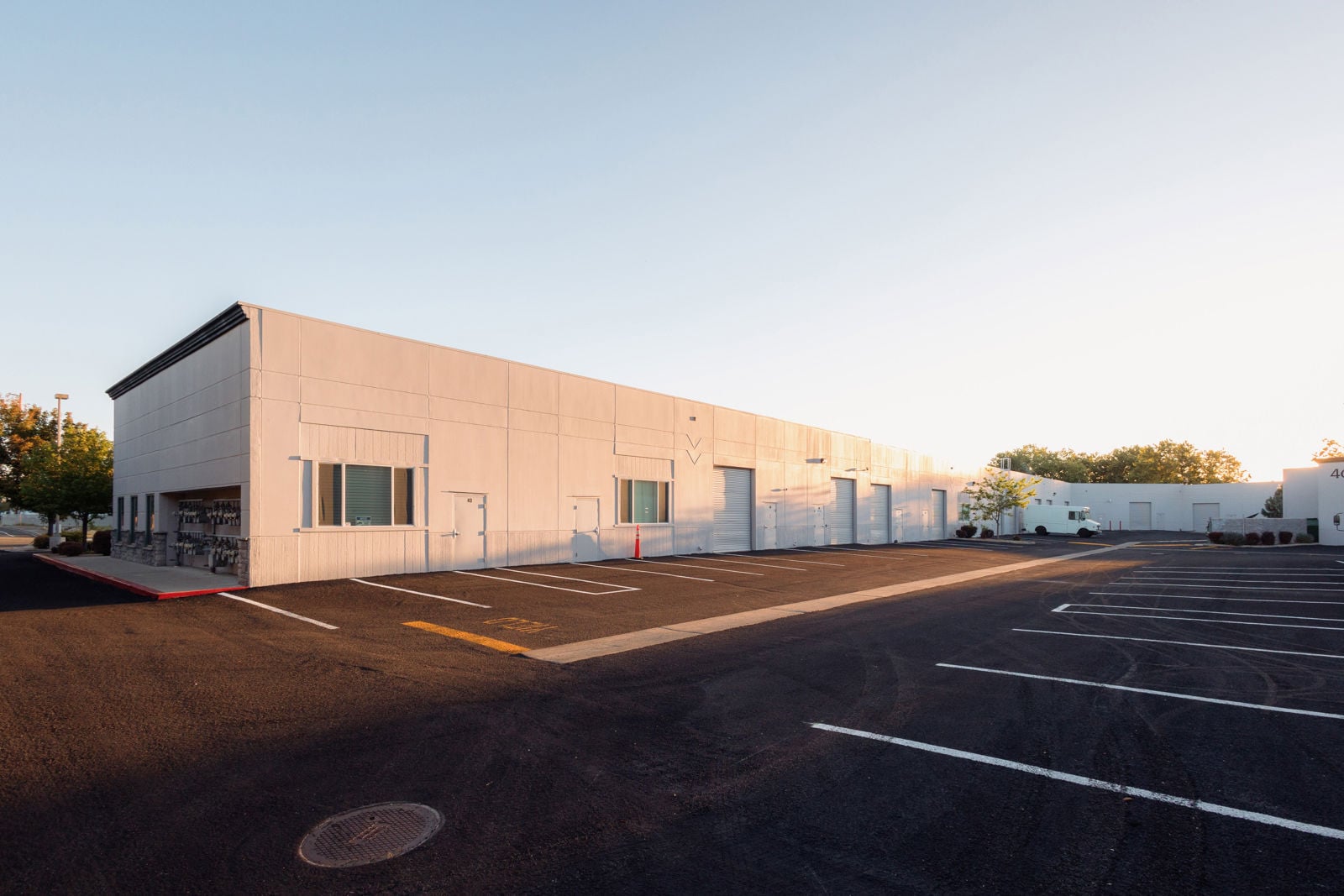 4690Longley- Warehouse