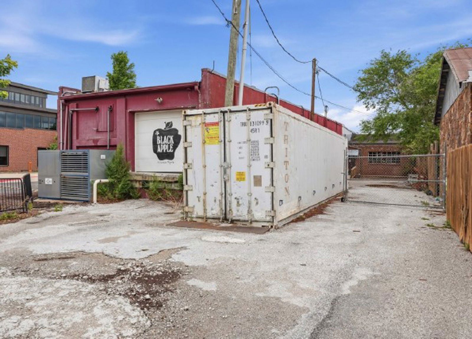 321-323 E Emma Ave 321 East Emma Avenue - Image 6