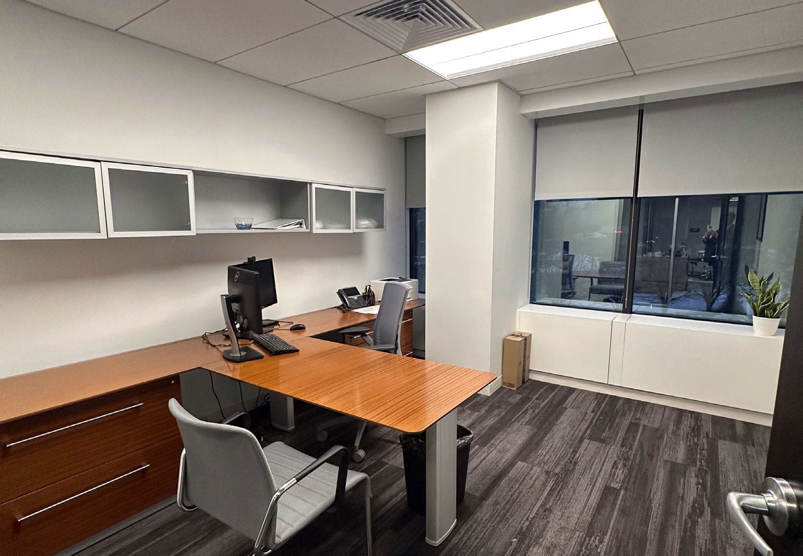 555 E Lancaster Avenue_Interior image 4