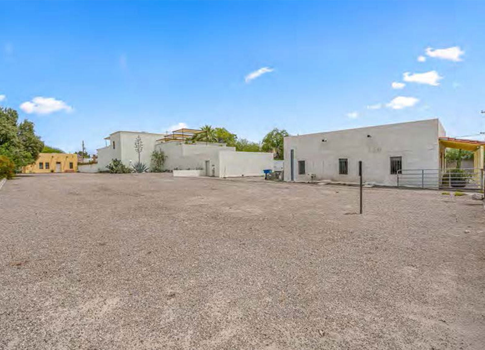 Barrio Viejo_CBRE - 437 S Meyer-Land