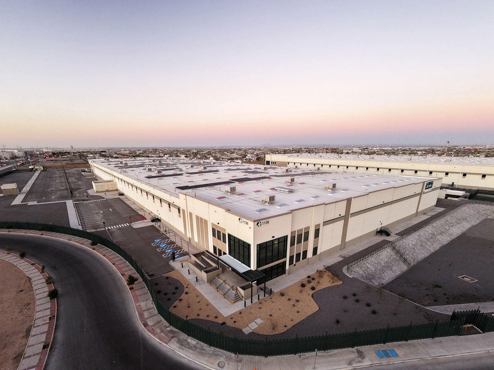 CIJ3 exterior