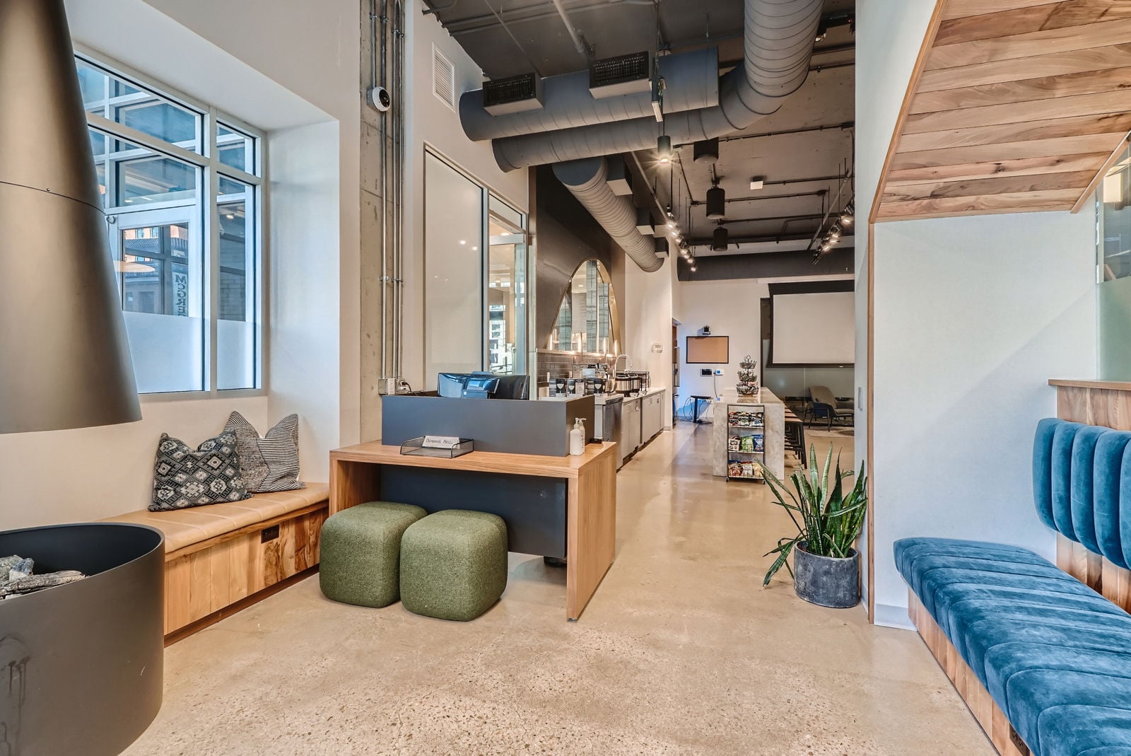 1890 Wynkoop St Unit 1 Denver-print-011-010-Lobby-3600x2405-300dpi