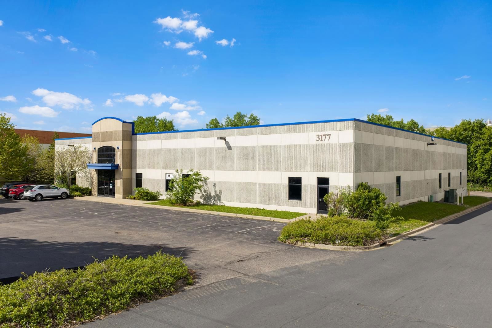 3177 Dodd Rd, Eagan