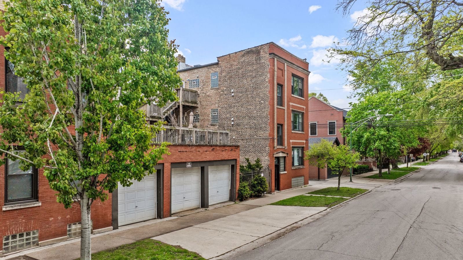 1853 W Wellington, Chicago, IL (1)