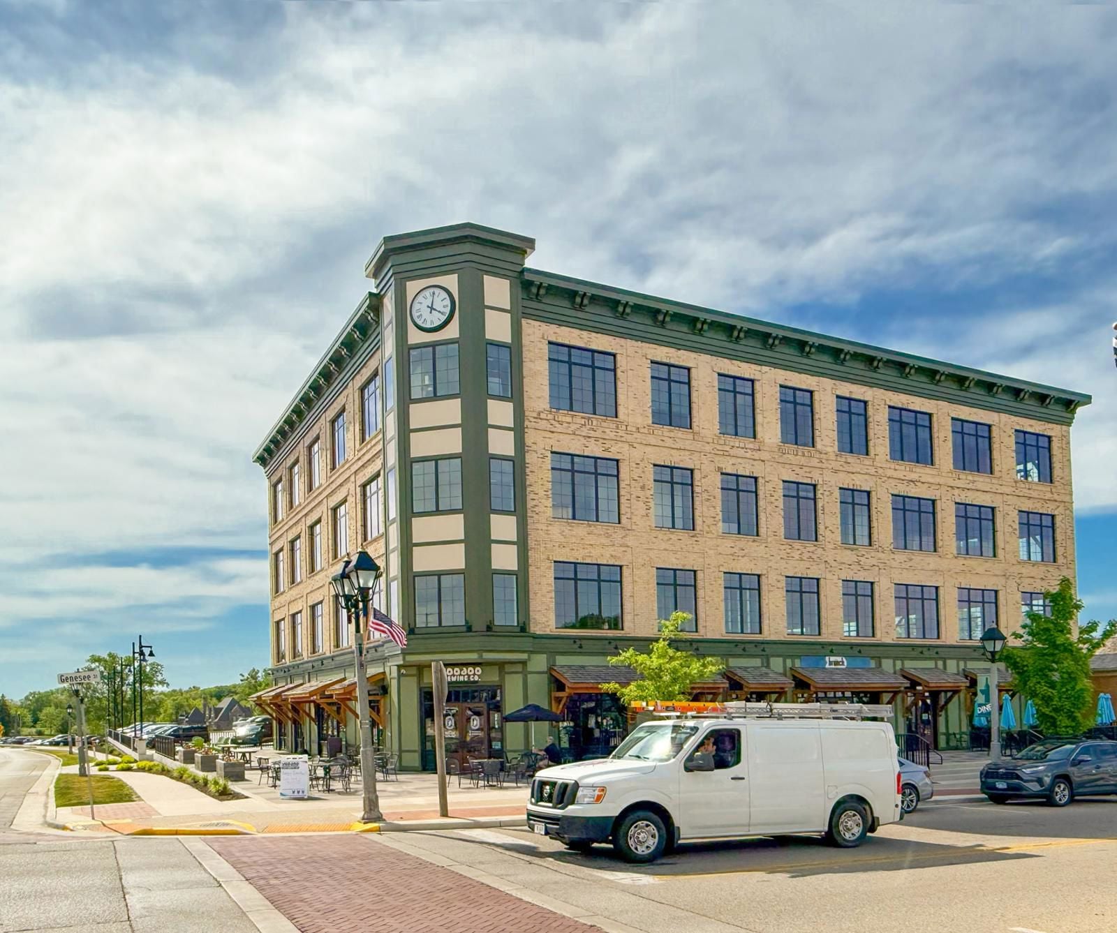 705 N Genesee - Exterior 1