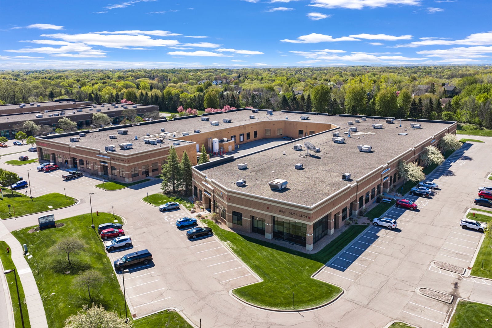 18640 Lake Drive East, Chanhassen-25