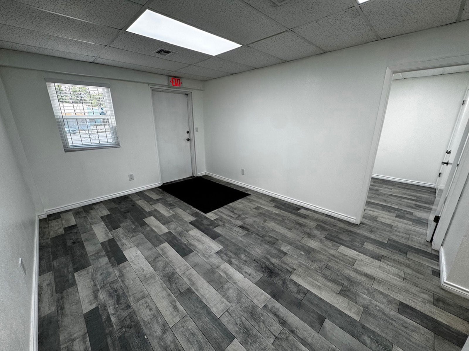 IMG_5935_Office