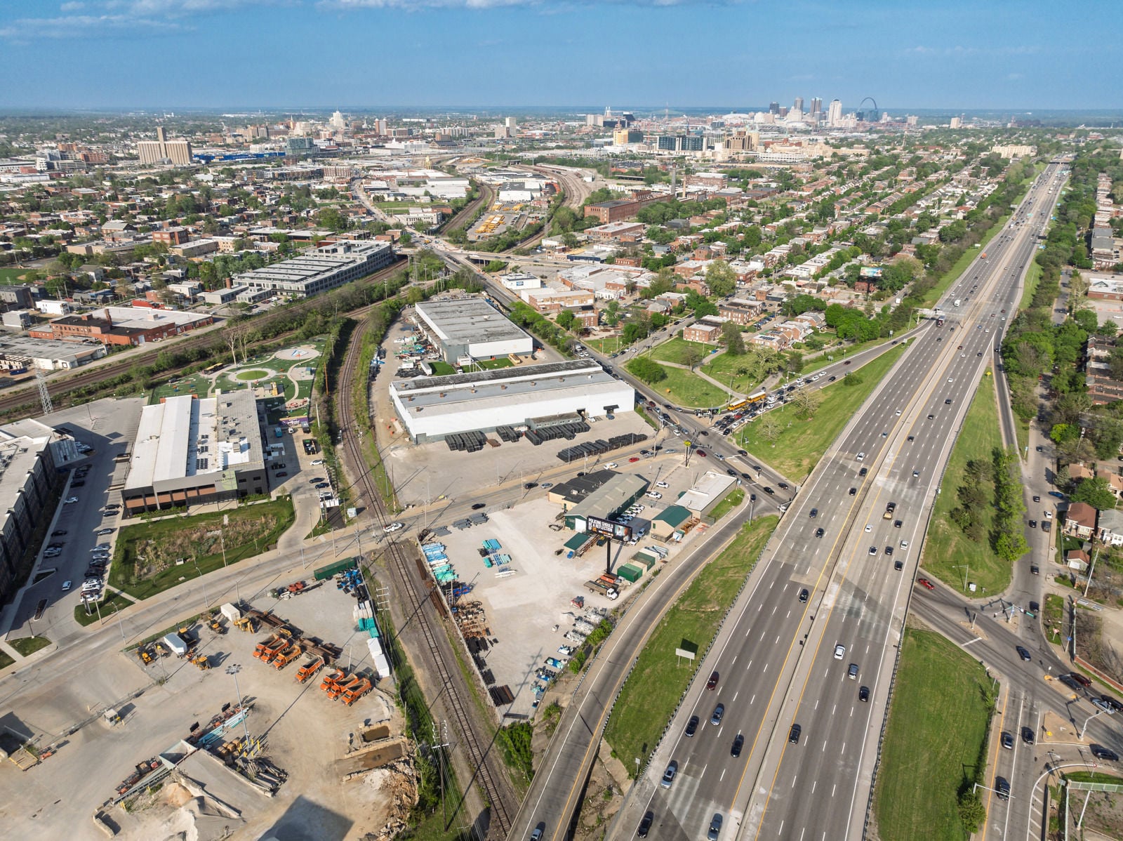 1525-1625SVandeventerAve-32