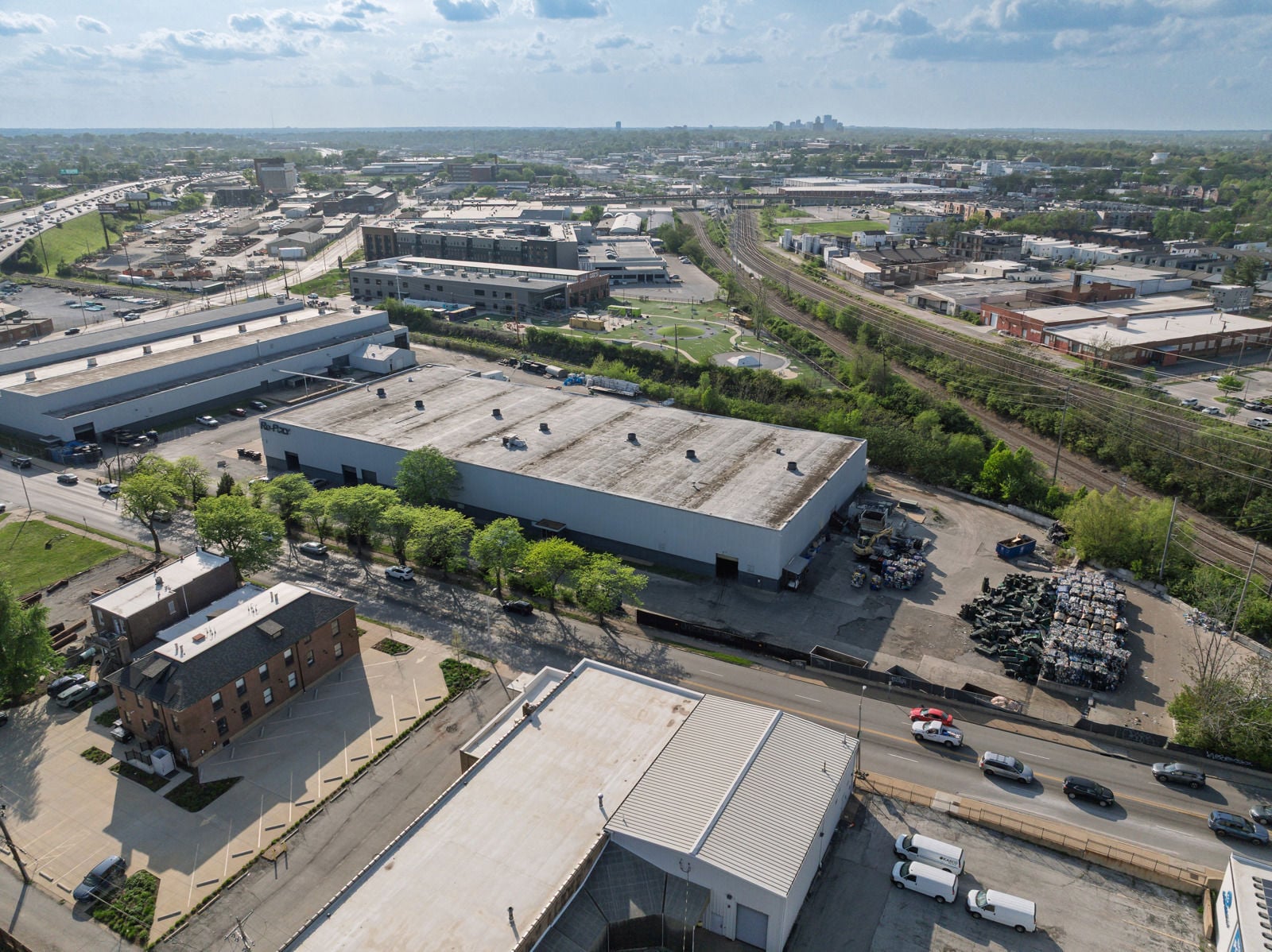 1525-1625SVandeventerAve-15