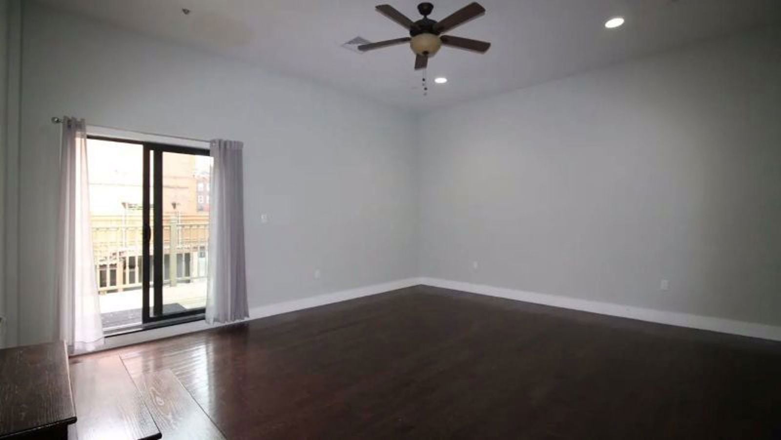 Beaver st interior 9
