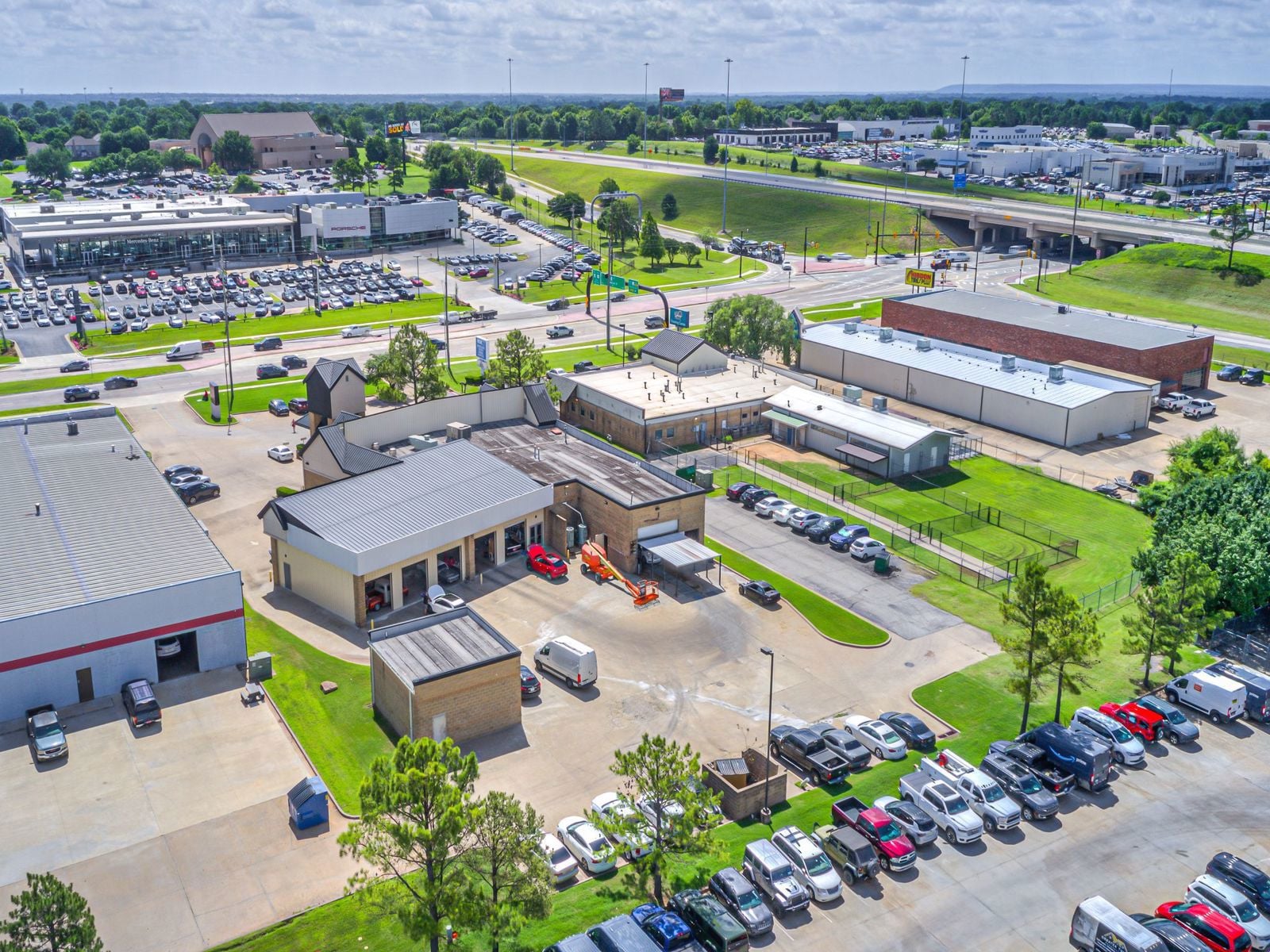 9330 S Memorial Drive-12