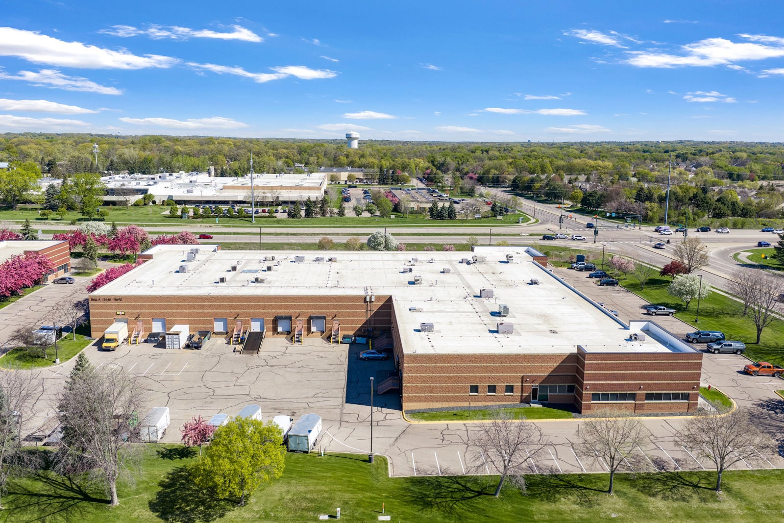 18640 Lake Drive East, Chanhassen-01