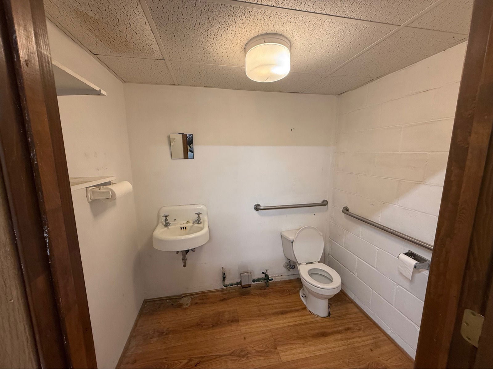 Old Market Street Retail 513 South 13th Street - Image 7