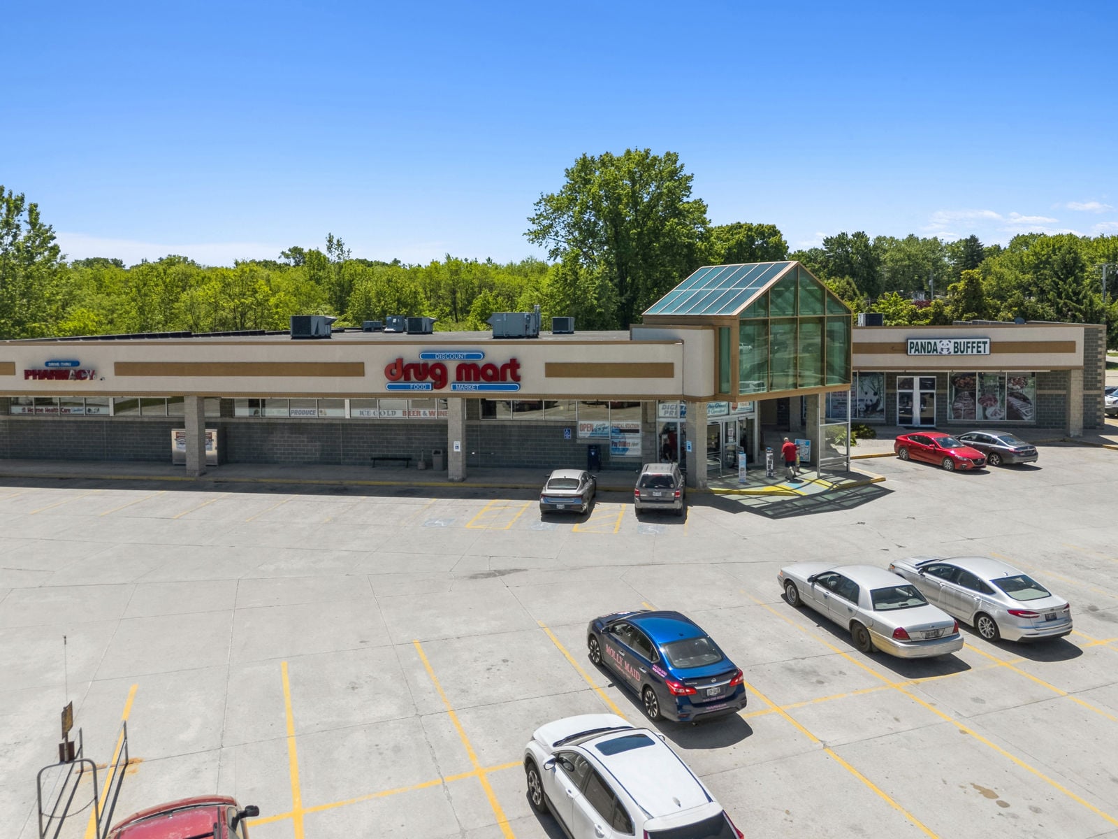 Net Leased, Multi-Tenant Retail Investment 3032 North Ridge Road East - Image 4