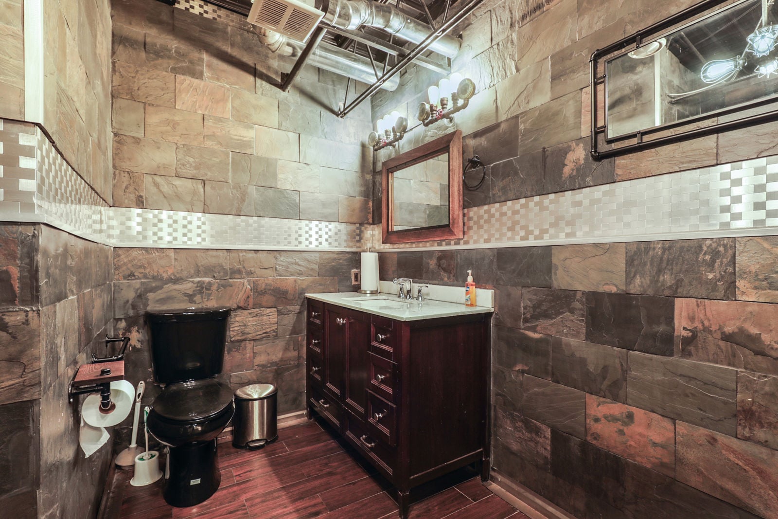 2115 W 14th Ave - Print Quality - 016 - 16 Powder Room