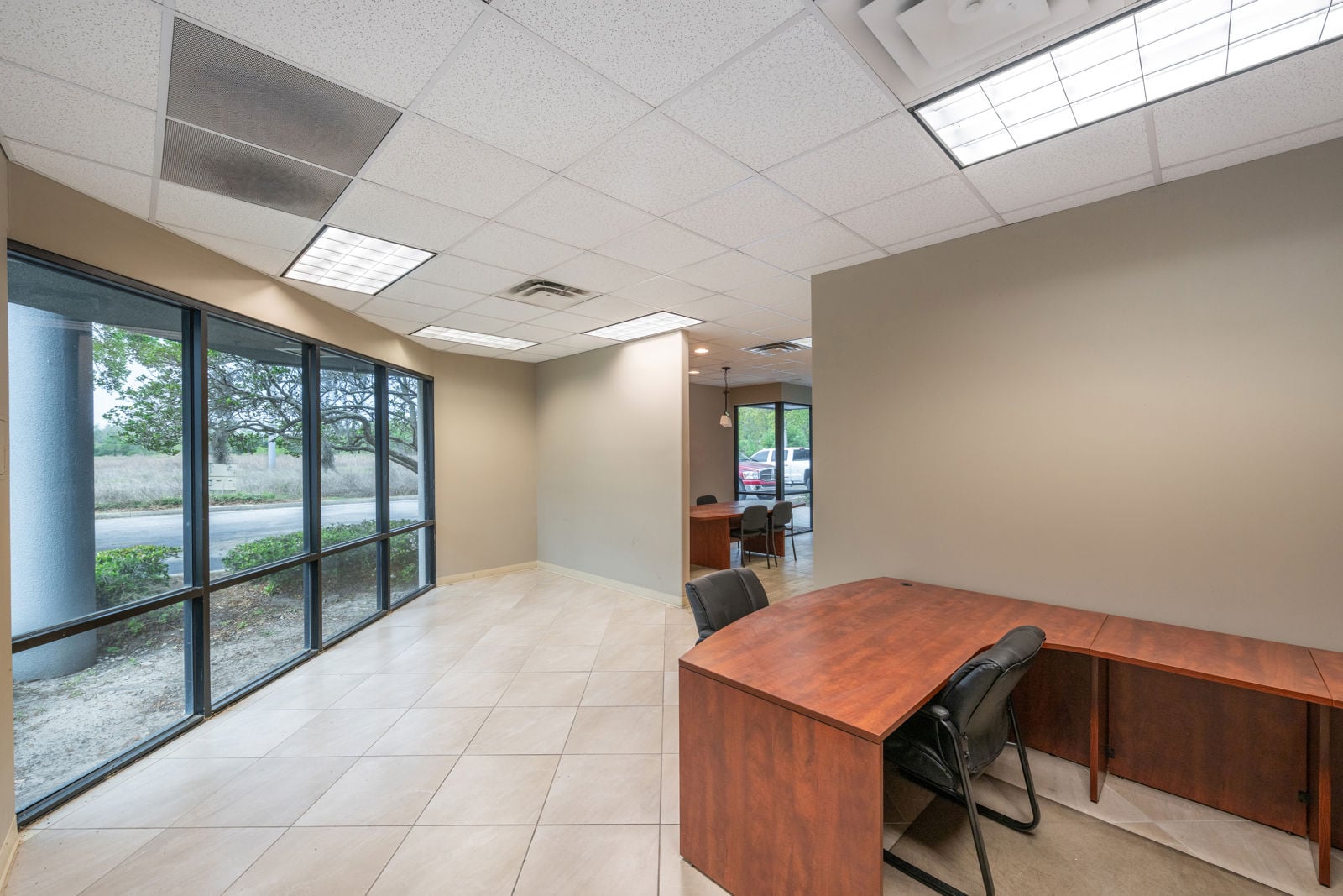 CBRE - 6202 Executive Court - Interior-0454