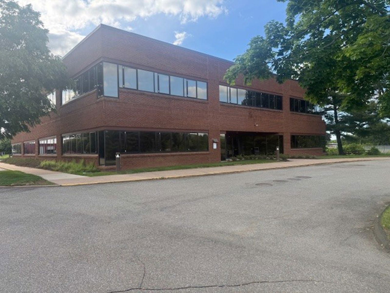 1520 Highland Ave-pic 1