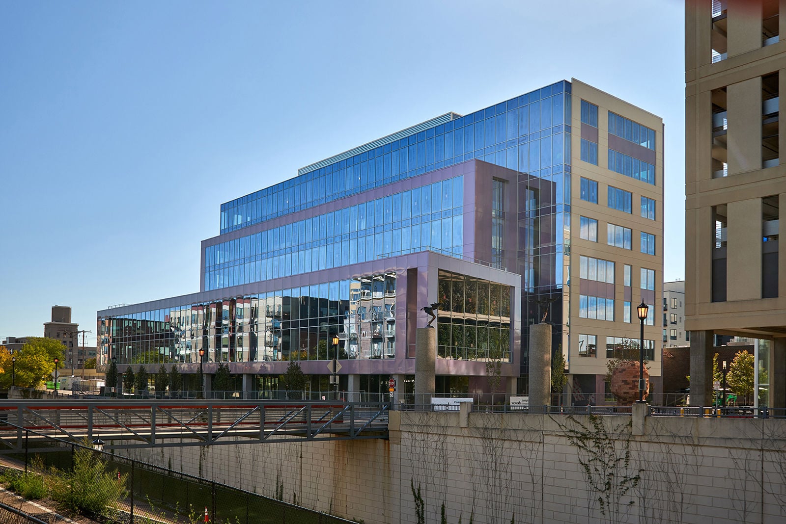 MoZaicEast_exterior2 (2)