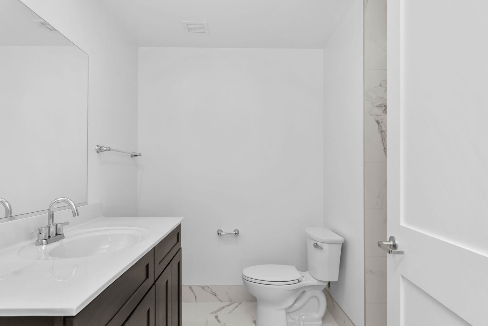 DiPasquale Empire Blvd Estates Unit 212-2 081525-121
