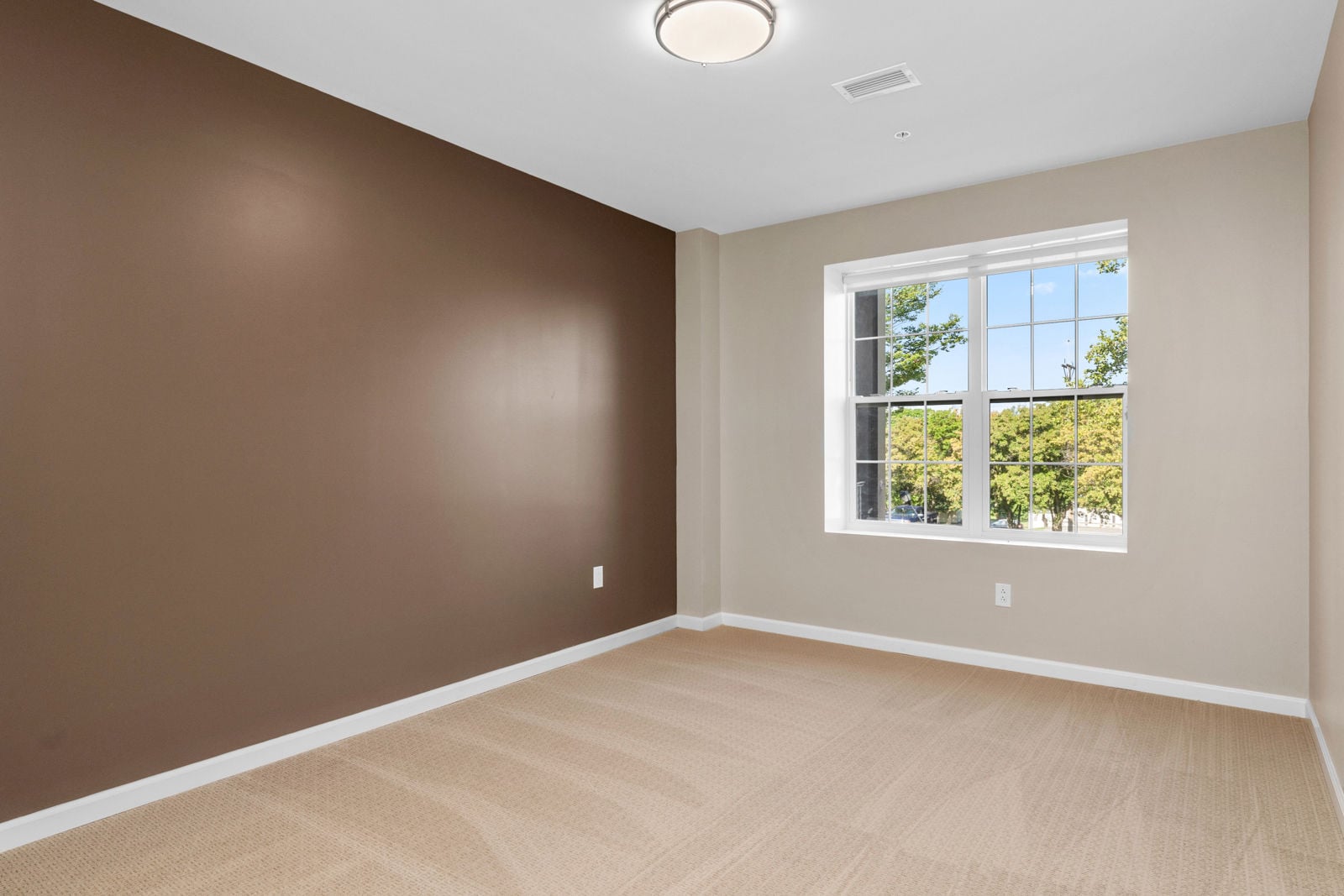 DiPasquale Empire Blvd Estates 211-2 081525-113
