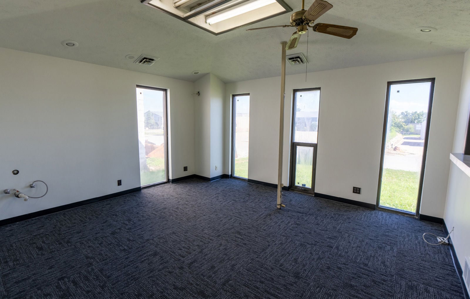 13406 B Street - Flex Building 13406 B Street - Image 10