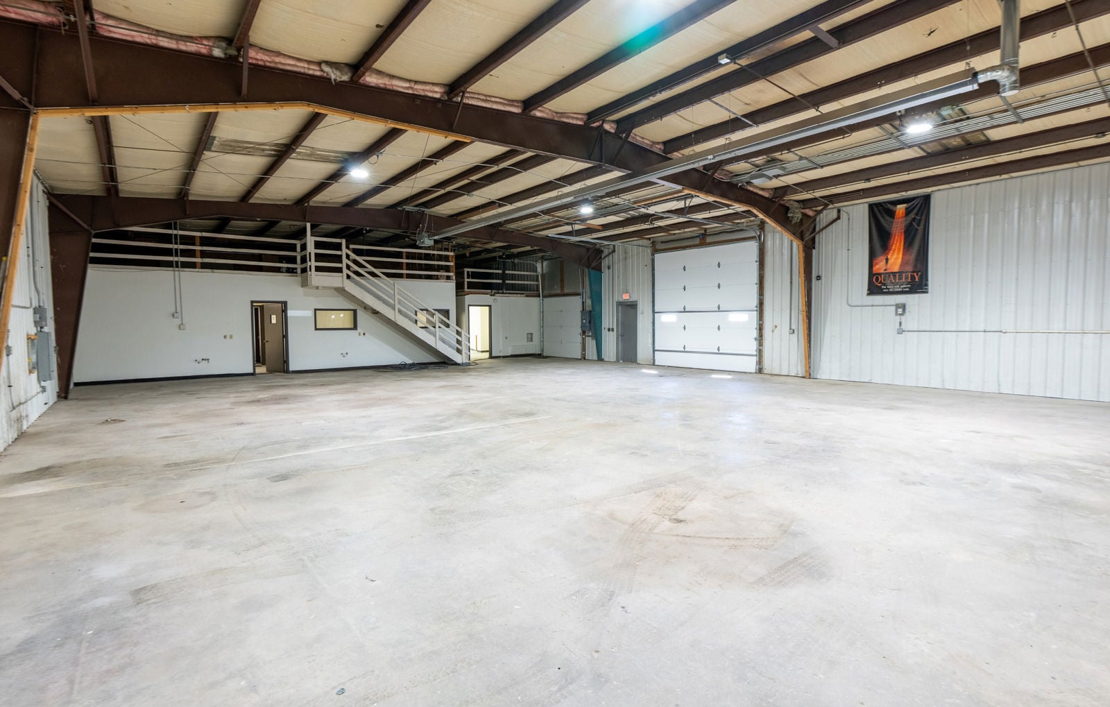 13406 B Street - Flex Building 13406 B Street - Image 4