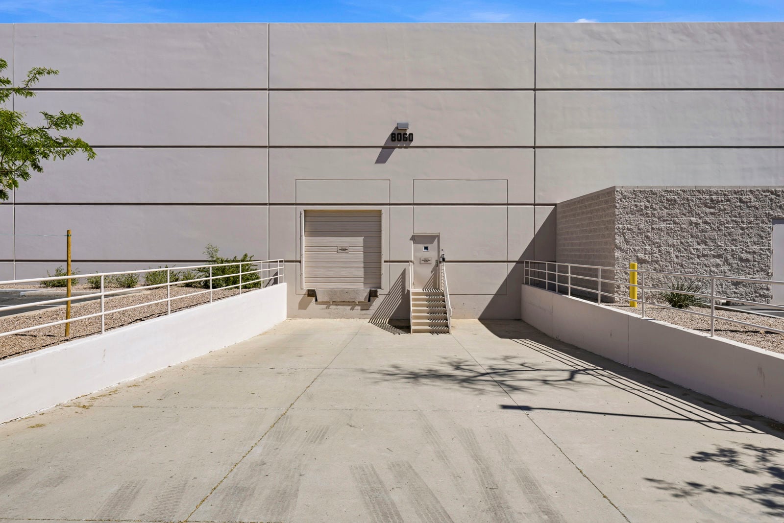 Ocotillo Business Center_43.JPG