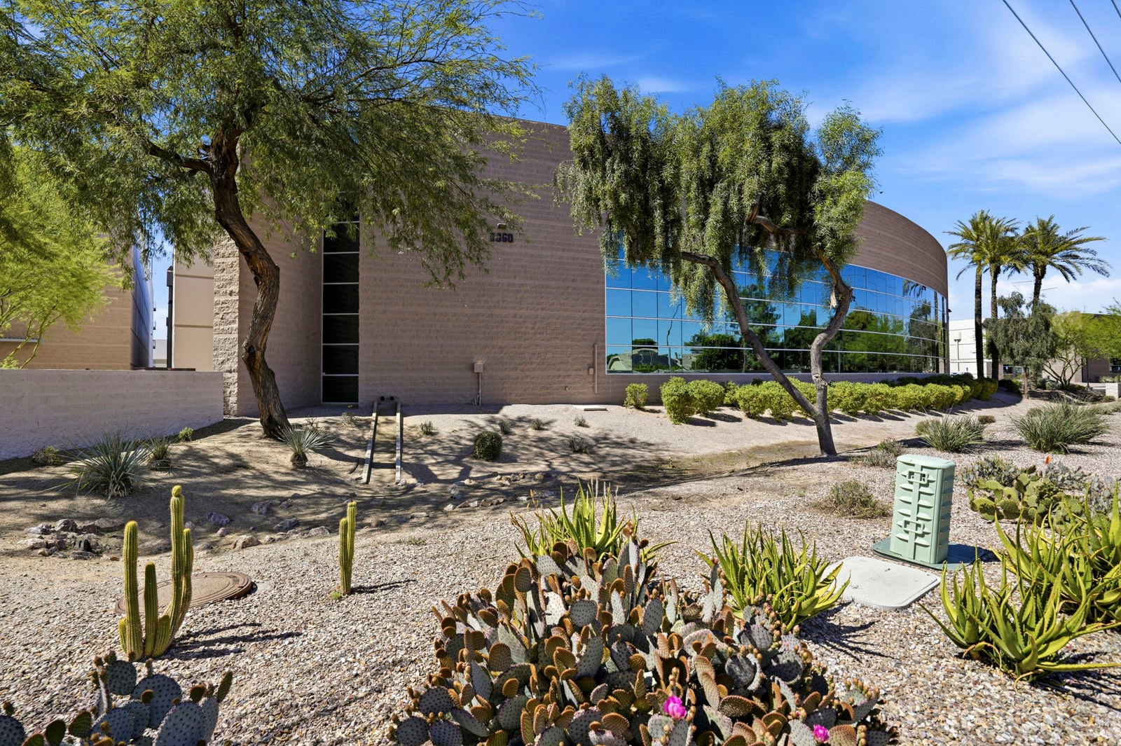 Ocotillo Business Center_46.JPG