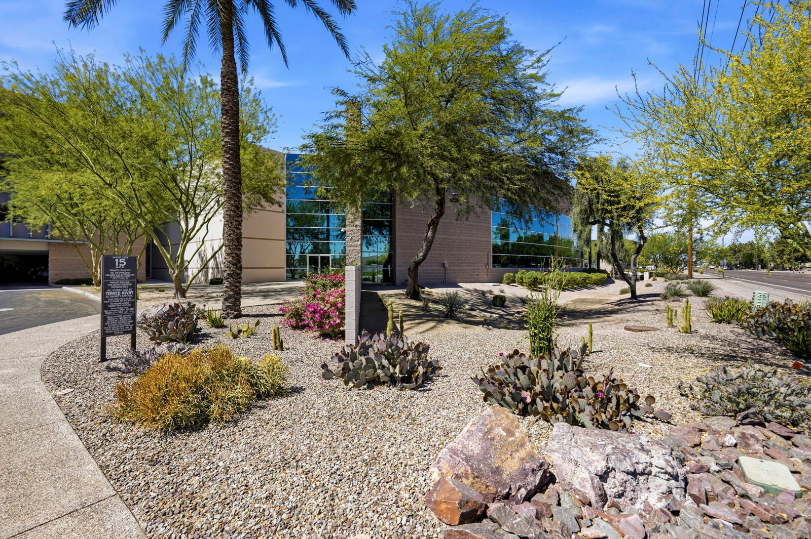 Ocotillo Business Center_47.JPG