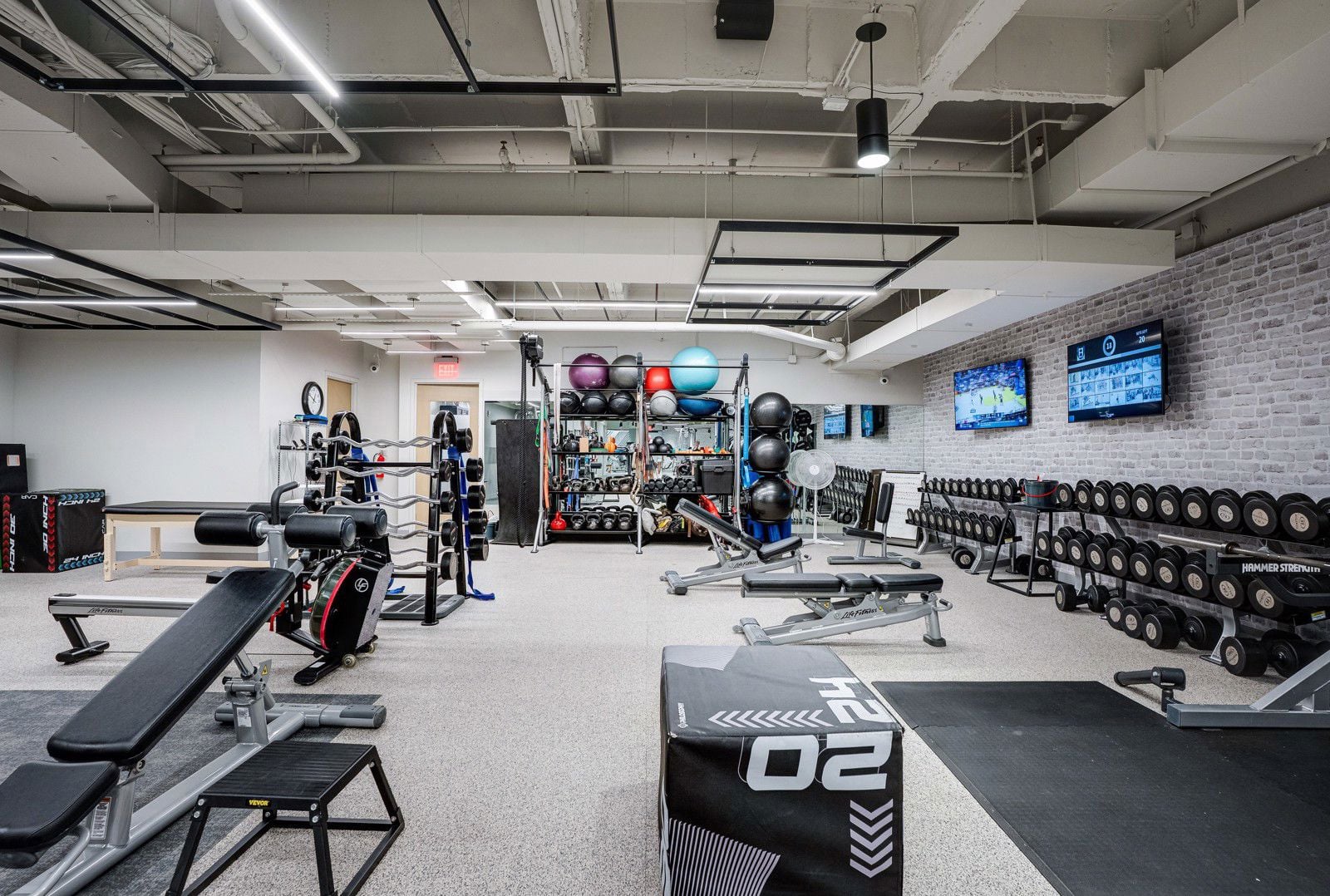 Crescent Center - Gym