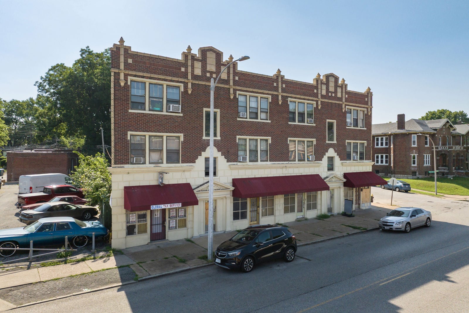 4054-4064-SGrandBlvd-04