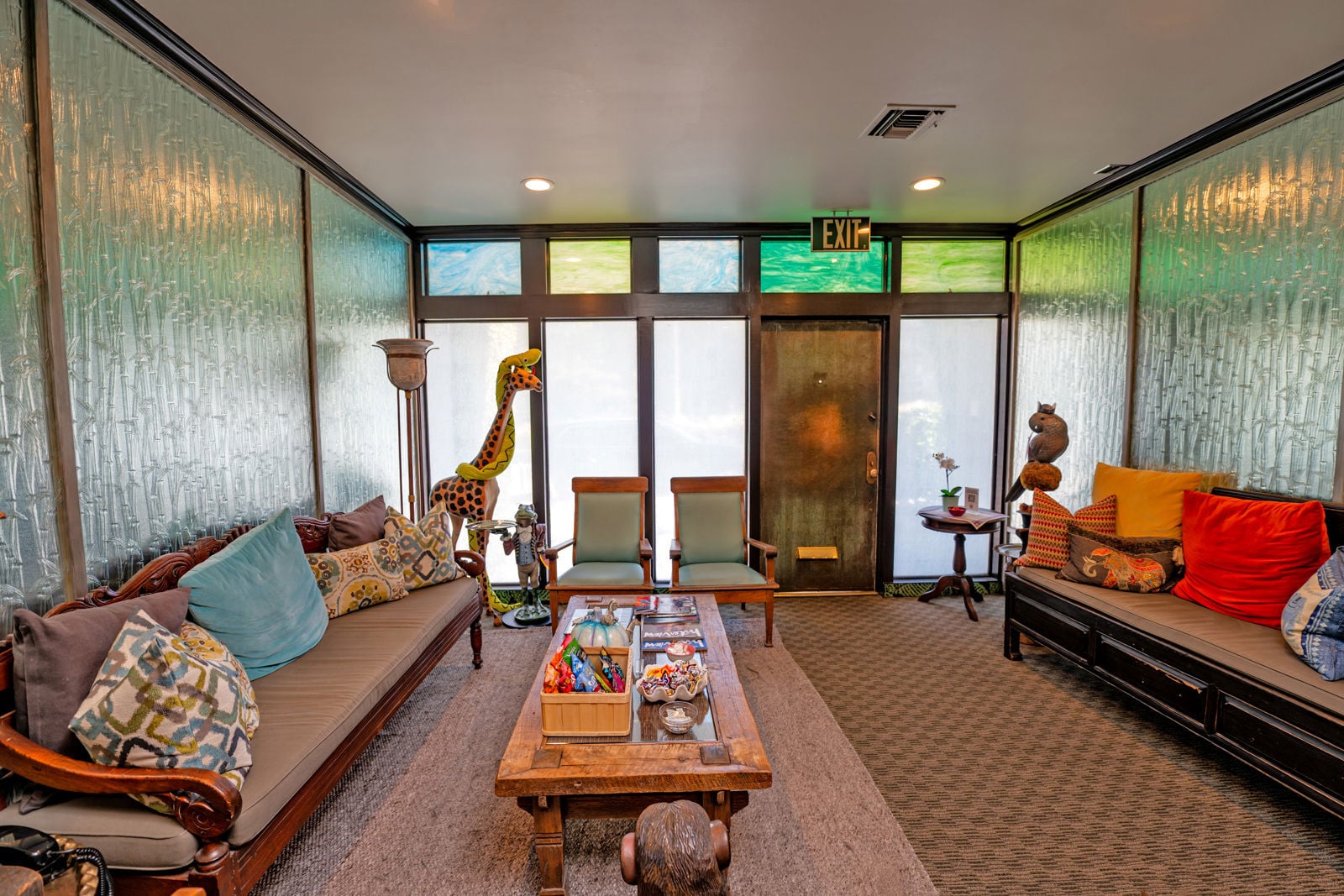 Lobby 002