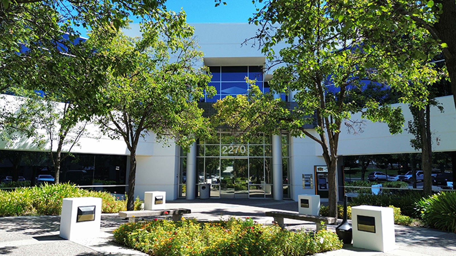 2270 Douglas 091224_for CL