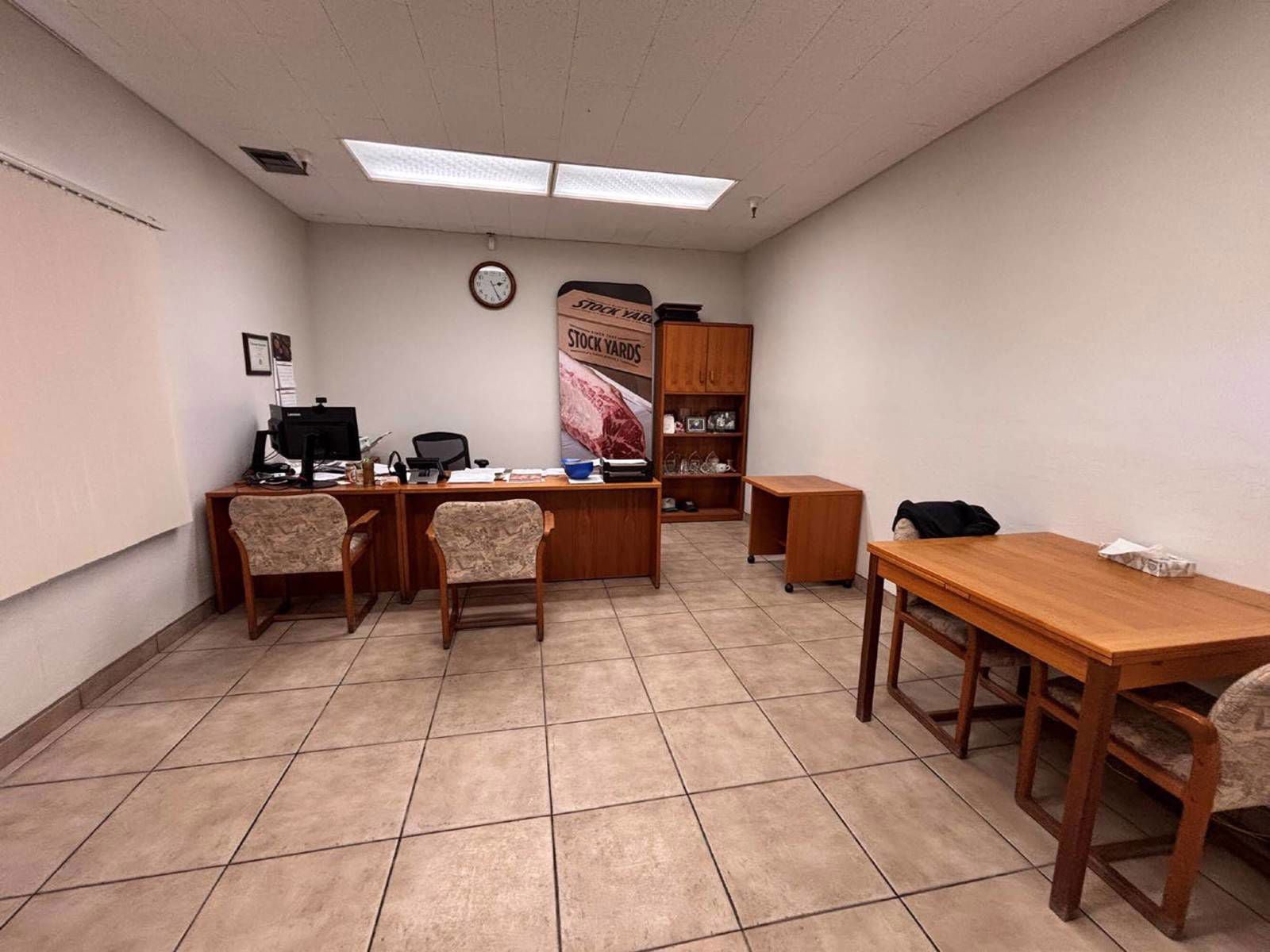 345 S Kino Pkwy - Int-office