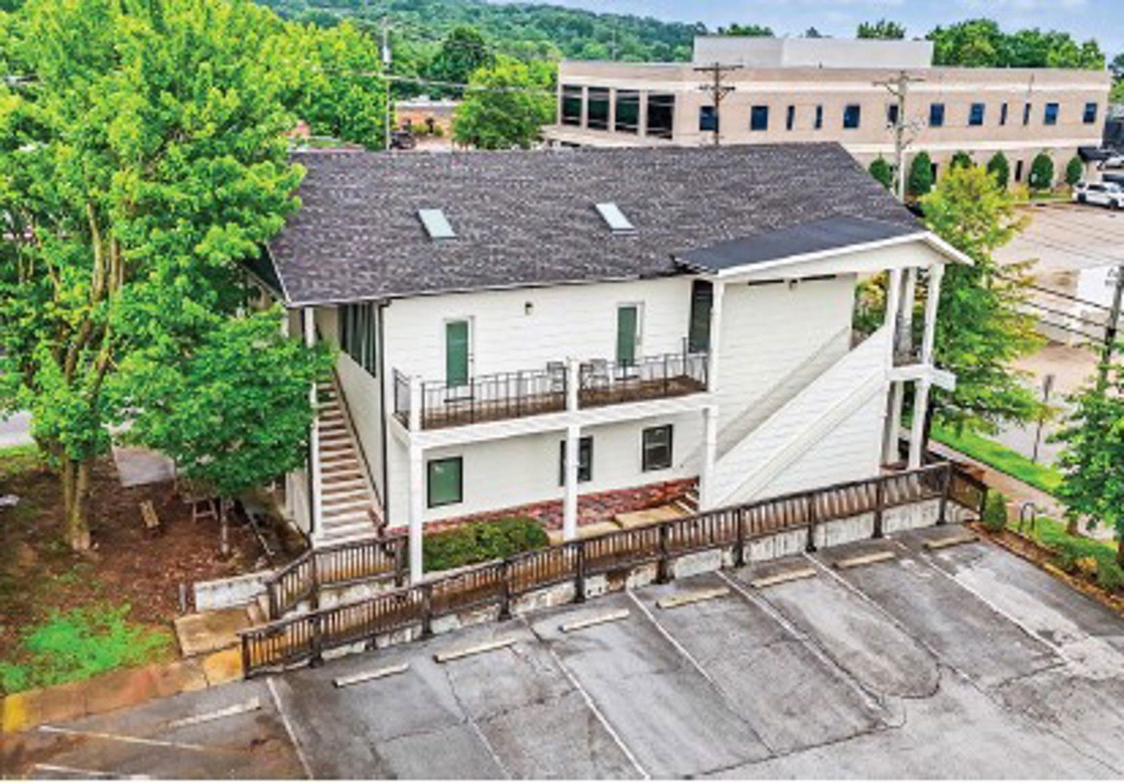Downtown Fayetteville Office 20 East Spring Street - Image 6