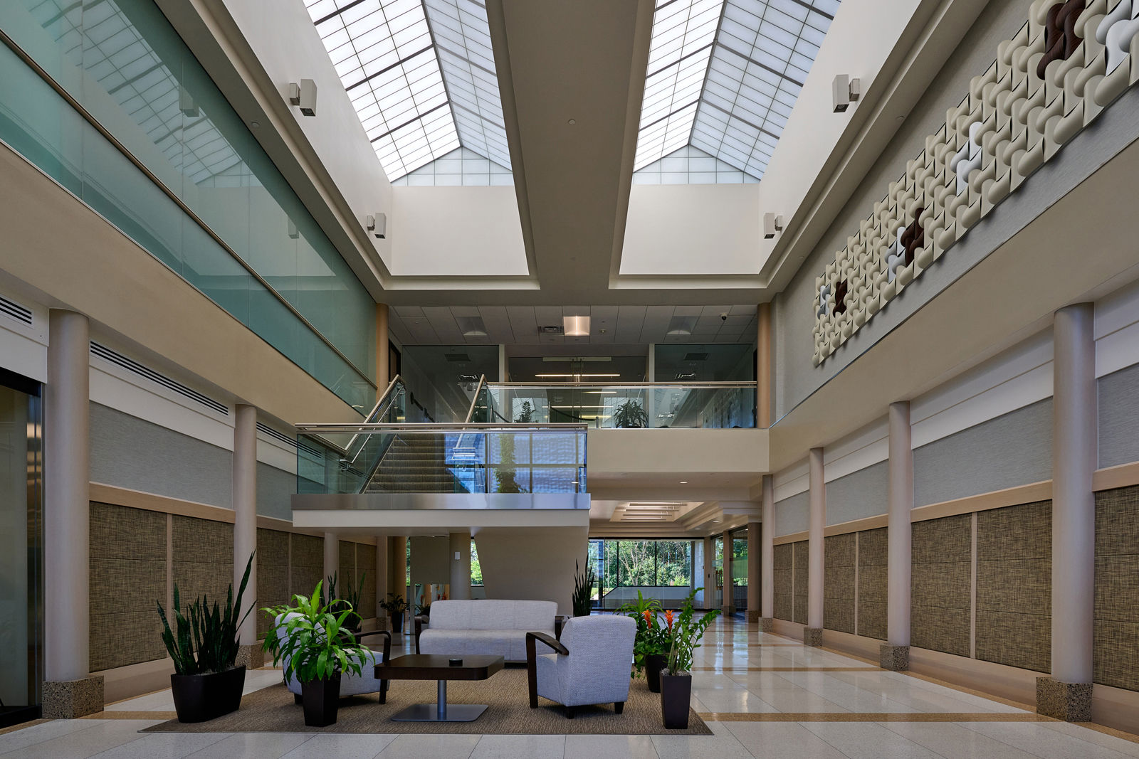 12000PortlandAveINTERIORS0002