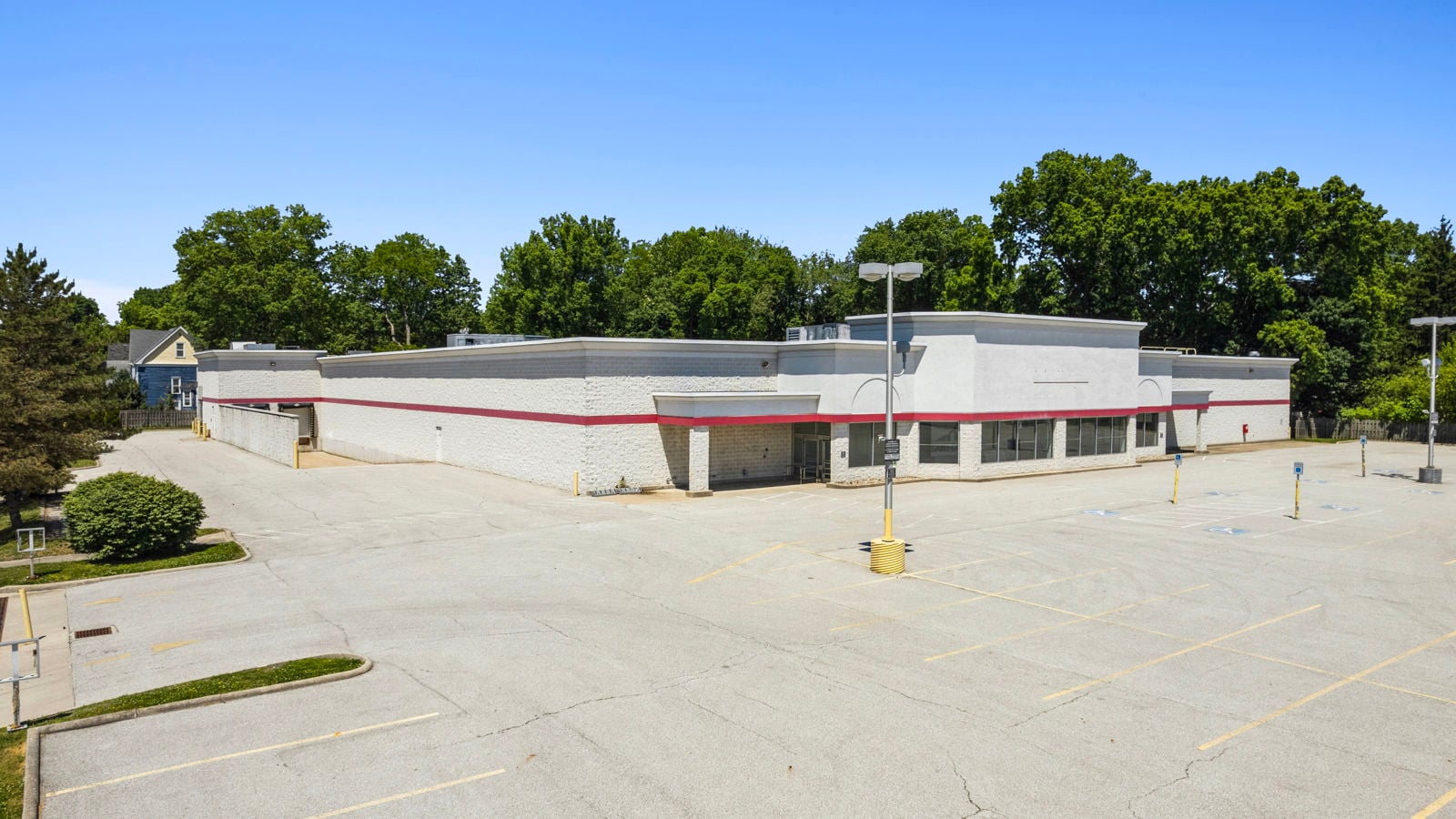 47,230 SF Available on ±4.2 AC 832 West Main Street - Image 3