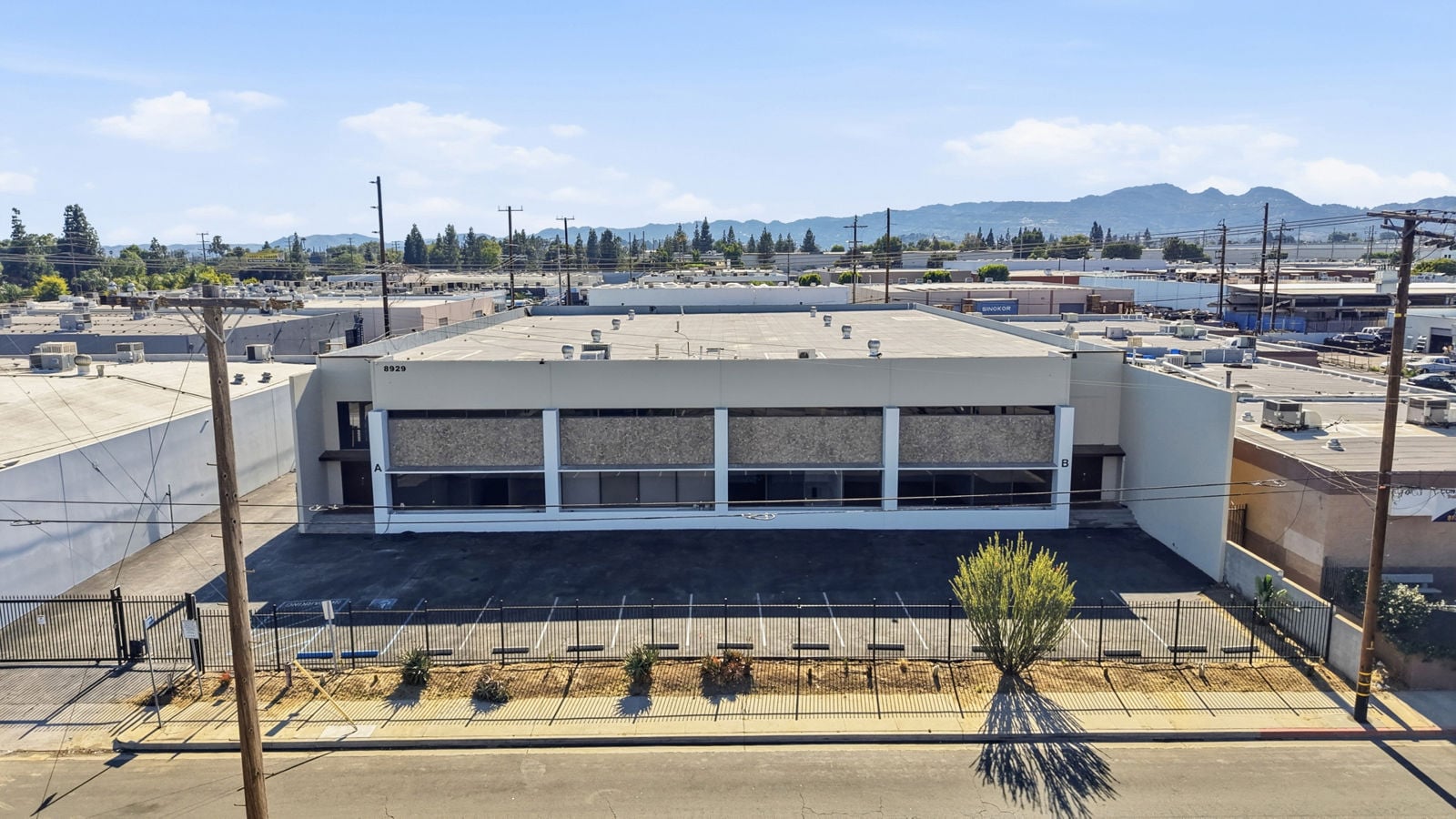 8929 Oso Ave. Chattsworth, CA (1 of 89).JPG