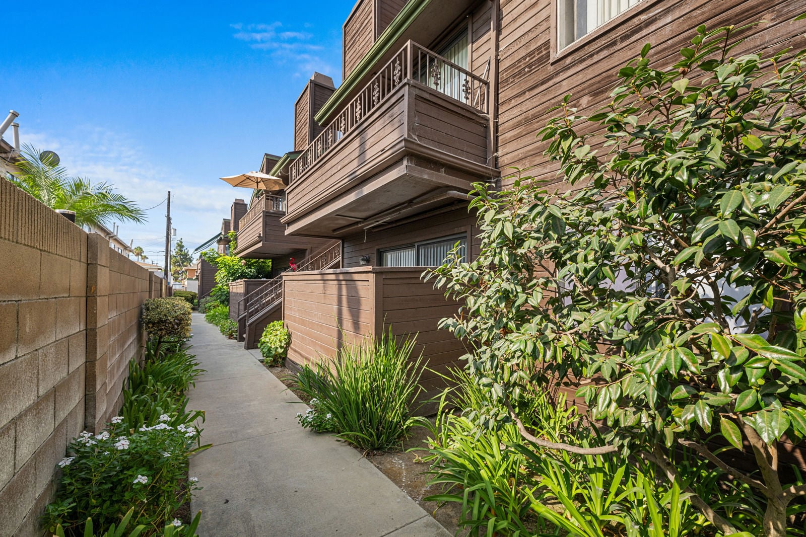 Rustic Woods Apartments 3608 West Orange Avenue - Image 4