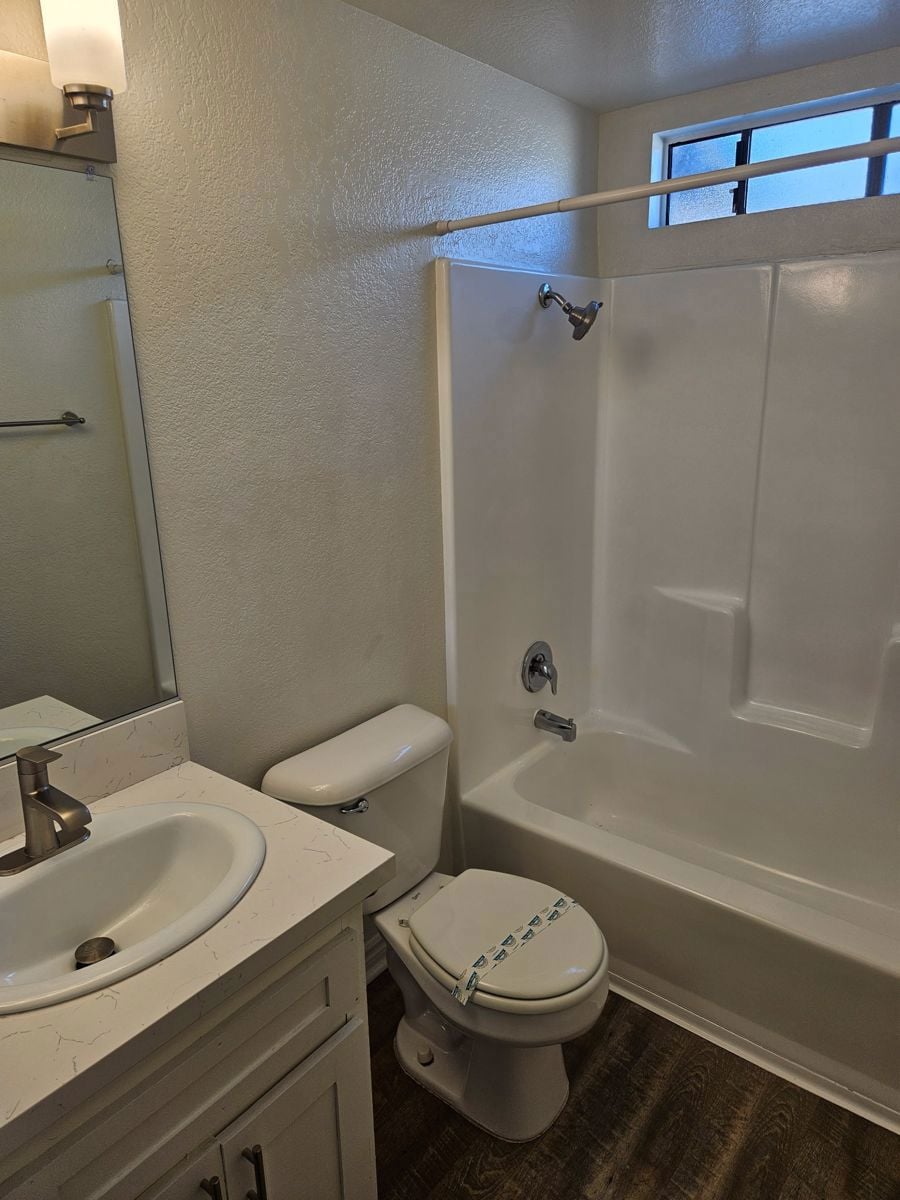 Rustic Woods Apartments 3608 West Orange Avenue - Image 8
