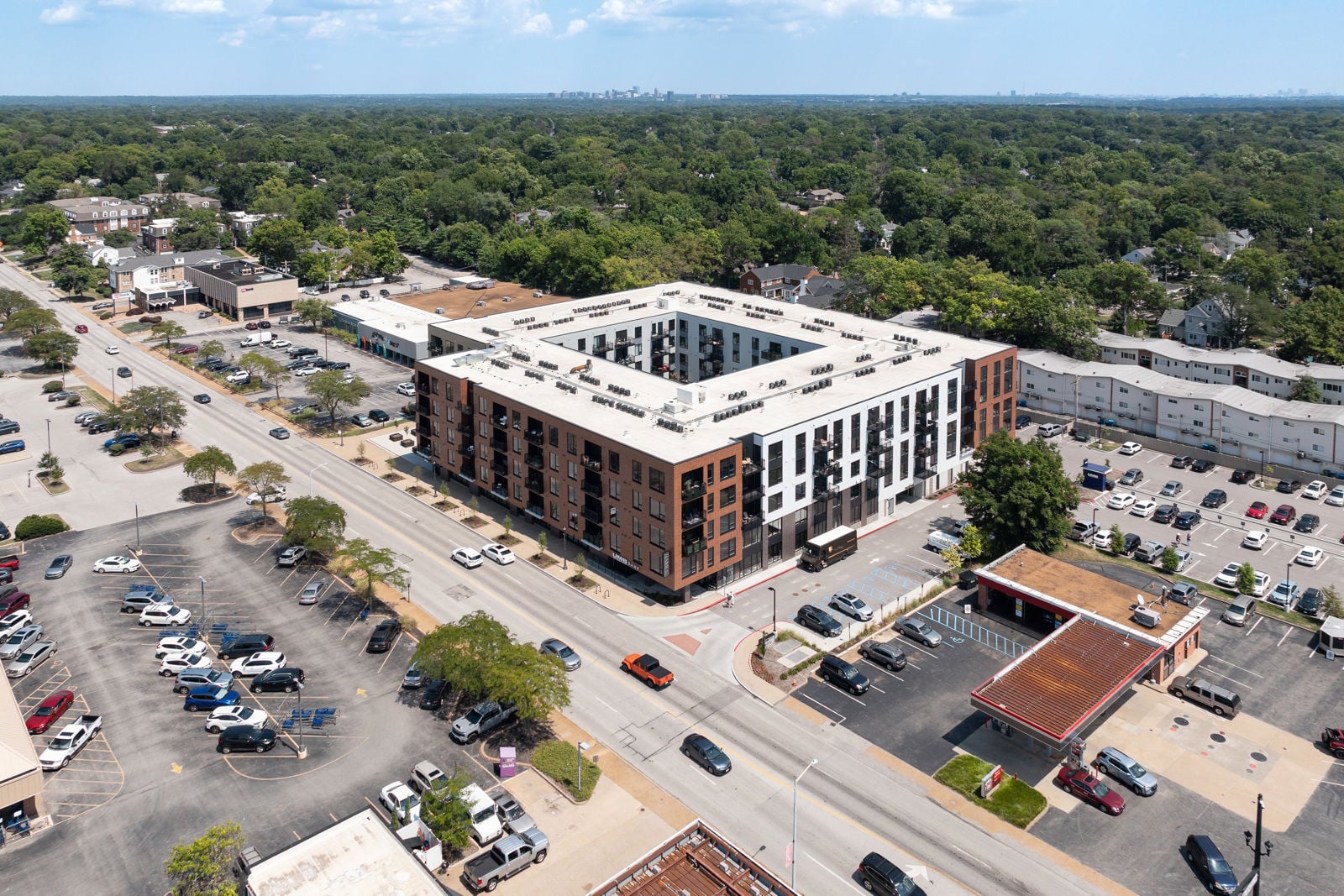 TheJames-416NKirkwoodRd-05