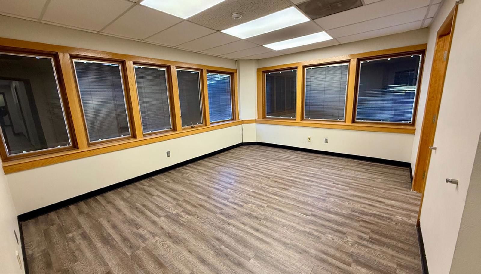4935 N 30th St_Interior3