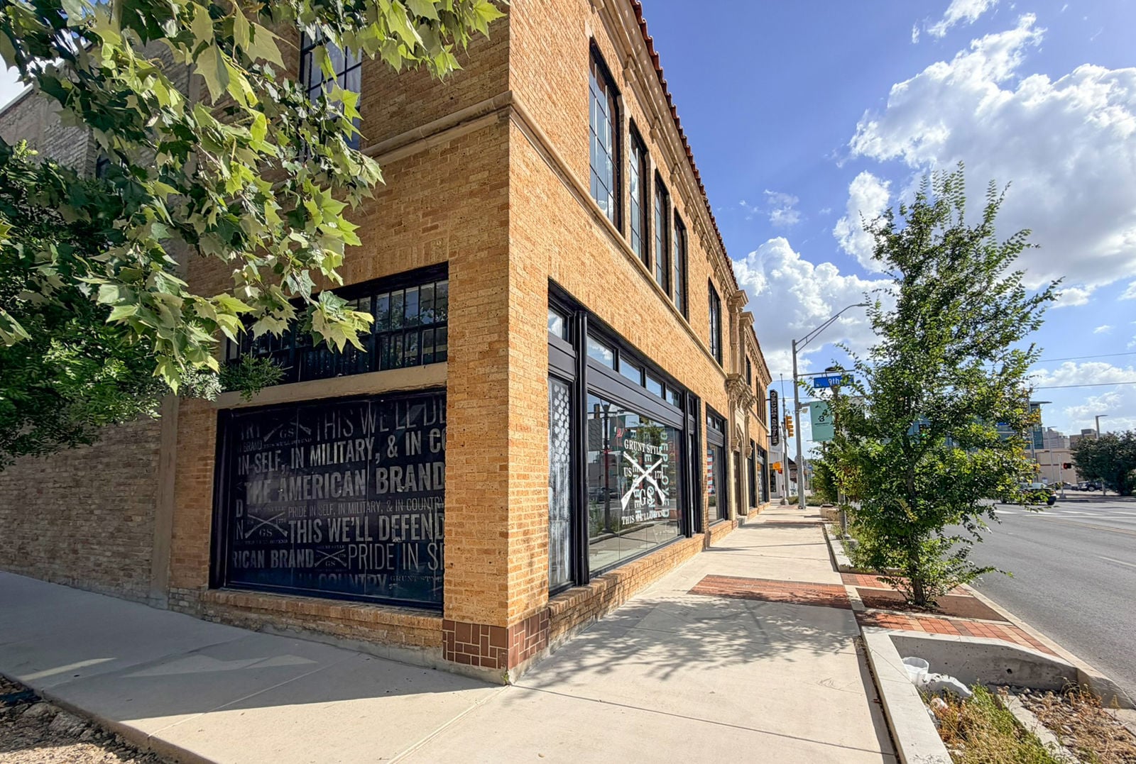 900 Broadway - Image 2